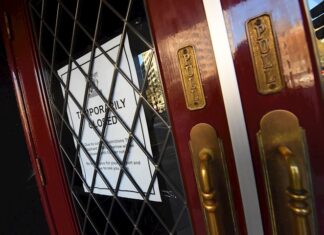 Inglaterra cerrará bares y restaurantes a las diez de la noche por la COVID bar covid