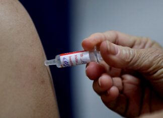 Farmacéuticas buscan despejar dudas sobre el proceso de búsqueda de una vacuna Vacuna