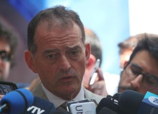 Comisión especial recomienda a Cámara el desafuero de un senador oficialista