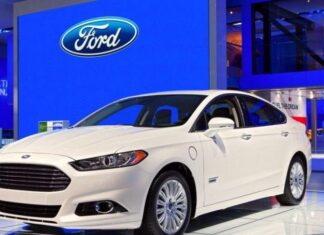 Ford acuerda con sus trabajadores producir 5 vehículos eléctricos en Canadá