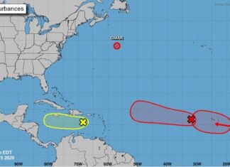Tres ondas tropicales amenazan el Atlántico mientras Omar baja a «remanente»