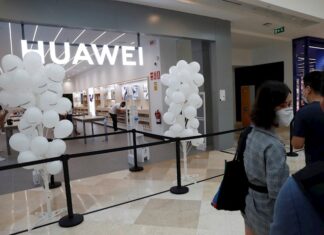 Huawei insiste en su «compromiso» con Europa mientras se cuestiona su 5G