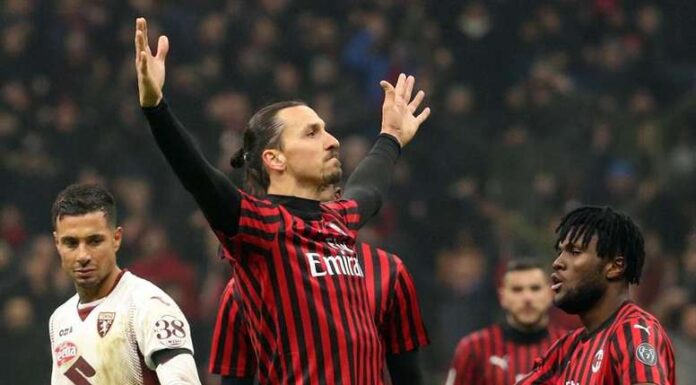 Ibrahimovic renueva con el Milan por una temporada