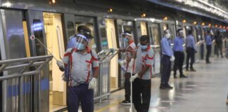 La India rompe su propio récord mundial con 83.883 casos de COVID-19 diarios