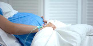 Las embarazadas con COVID-19, en riesgo de necesitar cuidados intensivos