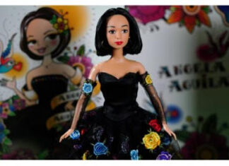 Ángela Aguilar presenta su propia muñeca tipo «Barbie»