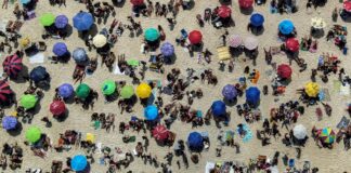 Las playas de Río de Janeiro registran aglomeraciones en medio de la desescalada Río de Janeiro