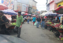 Locatarios del Zonal Belén se resisten al cierre del mercado zonal belen