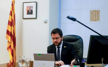 Cataluña cierra bares y restaurantes ante el fuerte incremento de casos de COVID Pere Aragonés