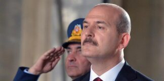 El ministro del Interior de Turquía y su familia, ingresados por covid-19