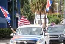 Simpatizantes de Trump en Puerto Rico celebran caravana de autos en su apoyo caravana carros EU
