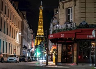 Francia: vacaciones navideñas con toque de queda