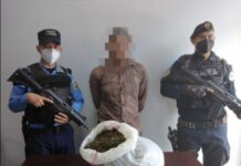 Arrestan a un cuidadano en posesión de 15 libras de supuesta marihuana