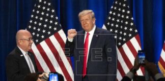 Campaña de Trump celebra libertad de Uribe, al que califica de «héroe»