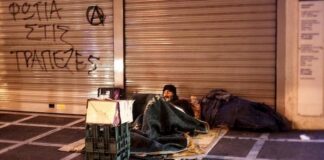 Cuatro mendigos franceses ganan 50.000 euros con un «rasca y gana» regalado