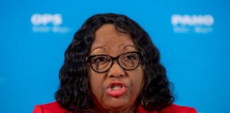 OPS teme los rumores y las teorías de conspiración en respuesta a la pandemia Carissa Étienne