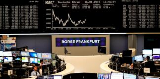 Las bolsas europeas cierran con dominio del rojo por la expansión del coronavirus la Bolsa de Fráncfort