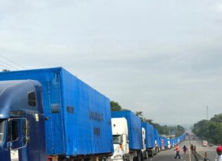 En camino a Choluteca los 39 módulos del Hospital Móvil de Aislamiento Hospitales Móviles