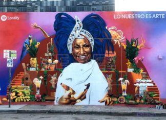 Celia Cruz representa la herencia latina en mural de barrio bohemio de Miami barrio de Wynwood