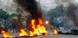 Toma de carretera por falta de agua a la altura de Promdeca