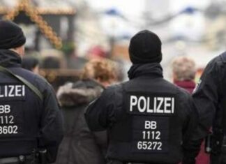 Alemania analizará el racismo policial tras duro pulso en coalición de Merkel