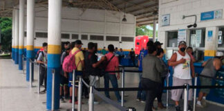 Más de un centenar de hondureños emprenden regreso a casa desde Guatemala