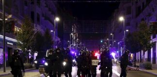 Las protestas contra las medidas anticovid dejan casi 60 detenidos en España Miembros de la Policía Nacional