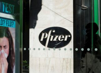 Acciones de Pfizer estables mientras se espera la aprobación de su vacuna en EE.UU. Pfizer