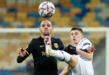 Empate sin goles en Kiev al descanso