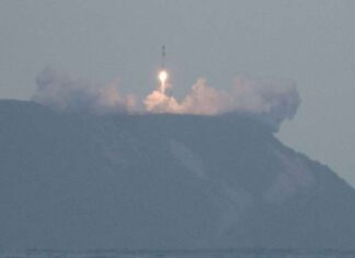 Rocket Lab logra recuperar el cohete después de un lanzamiento espacial