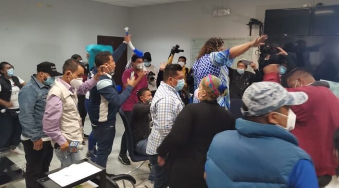 Protesta en las instalaciones de Copeco