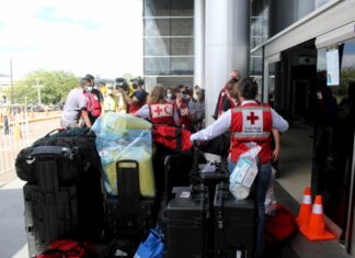 Llega contingente de especialistas a Tegucigalpa para apoyar en labores de logística