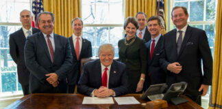 Ben Carson, miembro del gabinete de Trump, da positivo por coronavirus