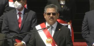 Gobierno de transición peruano busca evitar que lo declaren inconstitucional