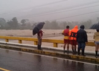 Las lluvias no cesan en Honduras y agudizan la situación de los damnificados