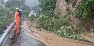 Suben a 6 muertos por lluvias en Panamá y avanzan labores de rescate tras Eta