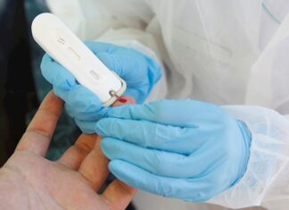 Alarmante, Francia supera los 60.000 contagios en un día y registra 828 muertos