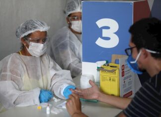 América, entre la expectativa por la vacuna y las nuevas restricciones
