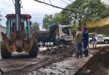 limpiezade desechos en tragante de la capital limpieza