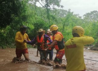 Cuerpo de Bomberos los héroes de Eta e Iota para muchos hondureños