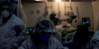 Brasil pasa de las 160.000 muertes por el coronavirus