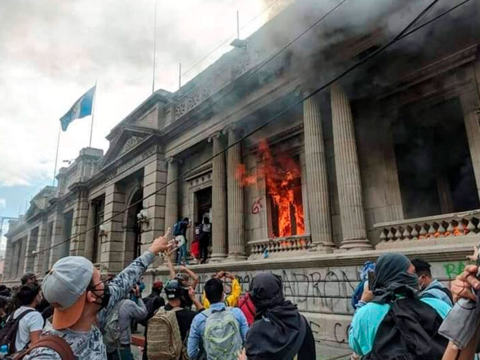 manifestantes guatemala