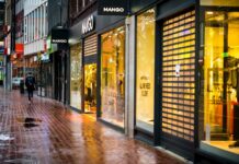 Europa en Navidad: cerrado por coronavirus Eindhoven