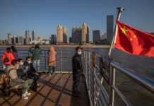 Orgullosos y patriotas, en Wuhan presumen de «derrotar» al virus Wuhan (China)