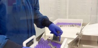 Los reguladores británicos aprueban la vacuna de Pfizer y BioNTech vacuna