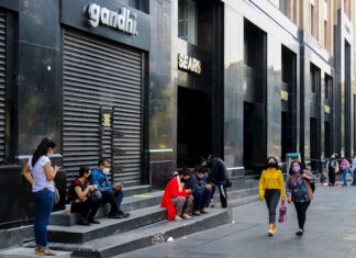 Ciudad de México vive una Navidad cerrada y rebasada de contagios