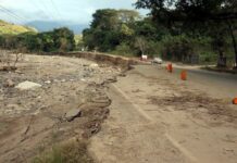 Circular por carreteras de Honduras es peligroso por derrumbes y otros daños