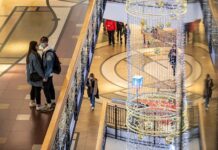 La OMS registra nuevo récord diario de casos de covid, con casi 800.000