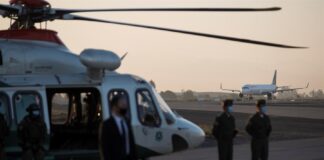 Llega a Chile el primer lote de vacunas contra covid-19 de Pfizer-BioNTech