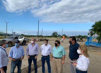 Empresarios conocen avances de trabajos para rehabilitar el aeropuerto Ramón Villeda Morales